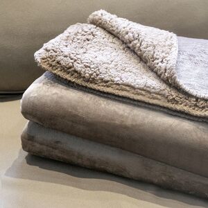 EgotierPro 36510 - Dual-Sided Velvet & Sherpa Comfort Blanket TEMPEST